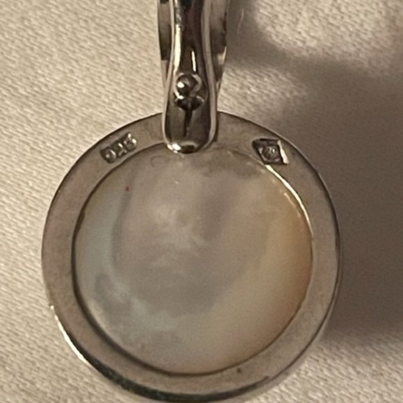 Fresh Water White Mabe Pearl Enchancer Pendant - Picture 6 of 8